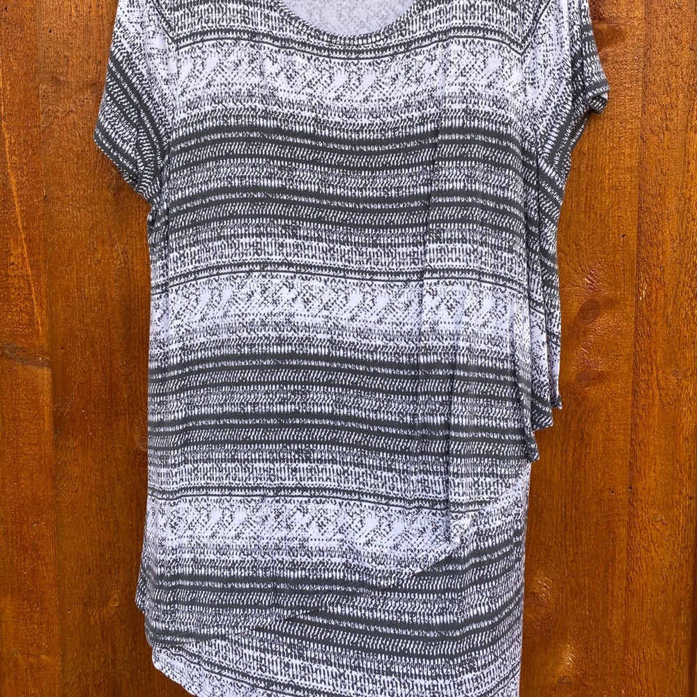 Short Sleeve Nursing Shirt